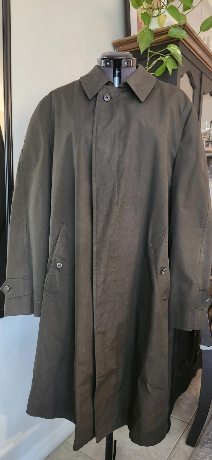 WeatheRogue Coat. Vintage