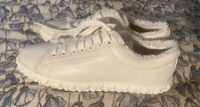 Stuart Weitzman Fringie Coverstory Low Top Sneakers 7 M NWOB White Leather New