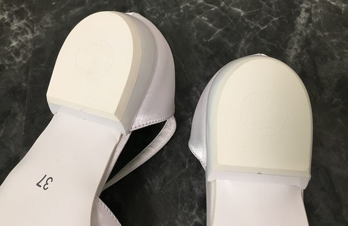 Schuhe Hochzeit Brautschuhe Pumps - weiß, flach, Gr. 37 Riemchen *ungetragen* - Bild 8 von 8