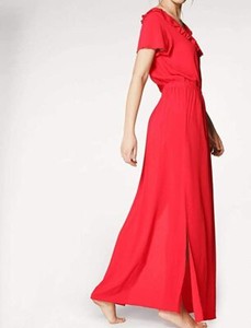robe rouge fendue