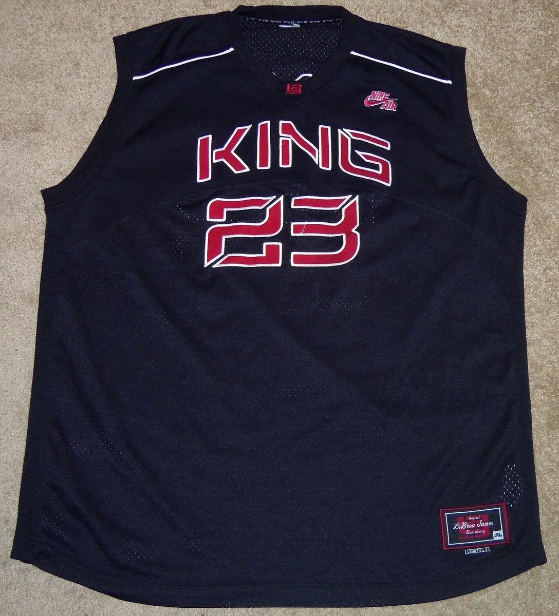 VINTAGE LEBRON JAMES 23 NIKE AIR