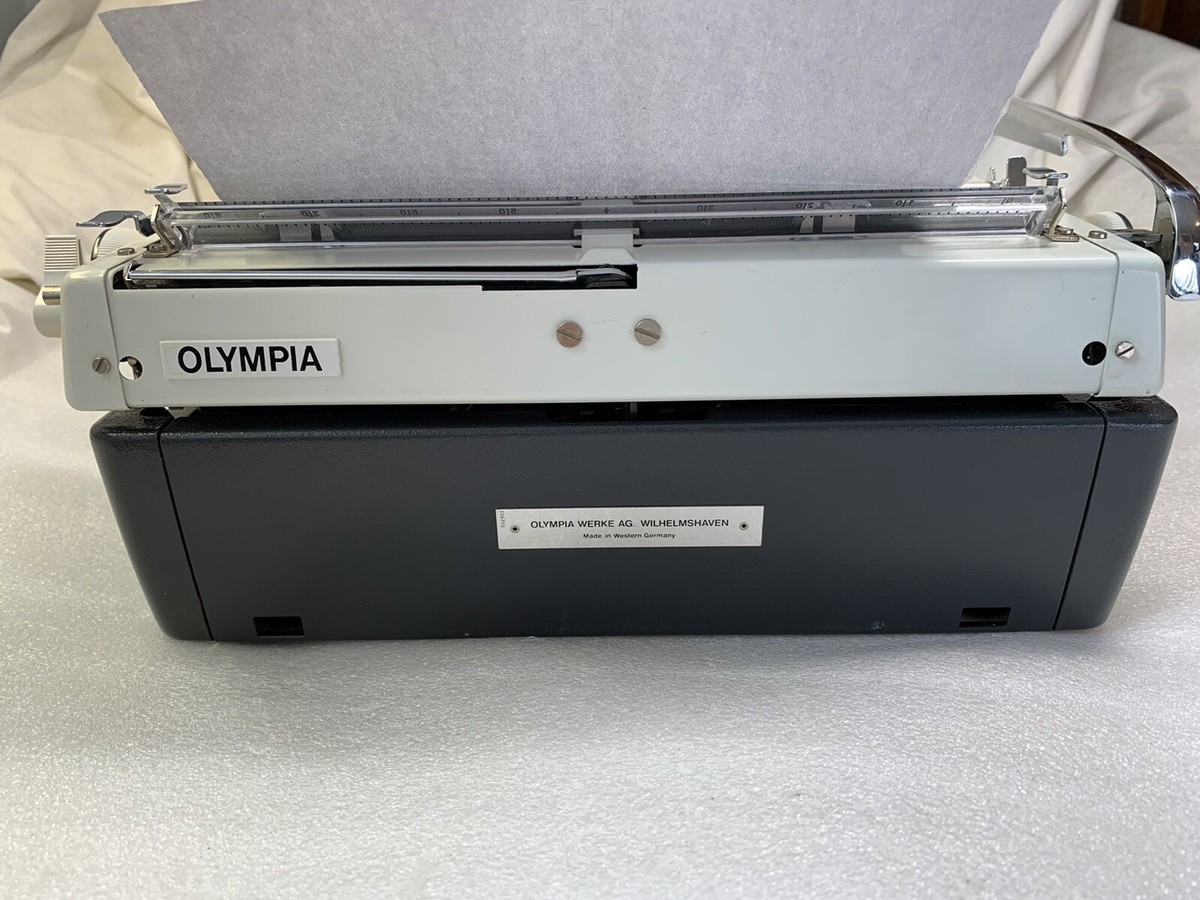 1972 Olympia SM9 Typewriter w/Case / GREAT CONDITION!!! | eBay