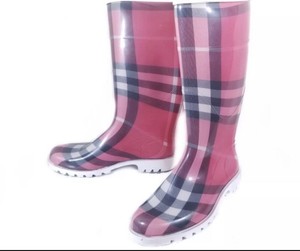 pink burberry rain boots