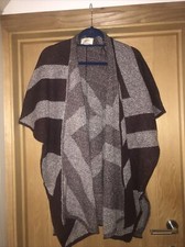 Matalan Papaya Brown Geo Print Poncho Shawl Wrap Festival Cover Up Size S/M