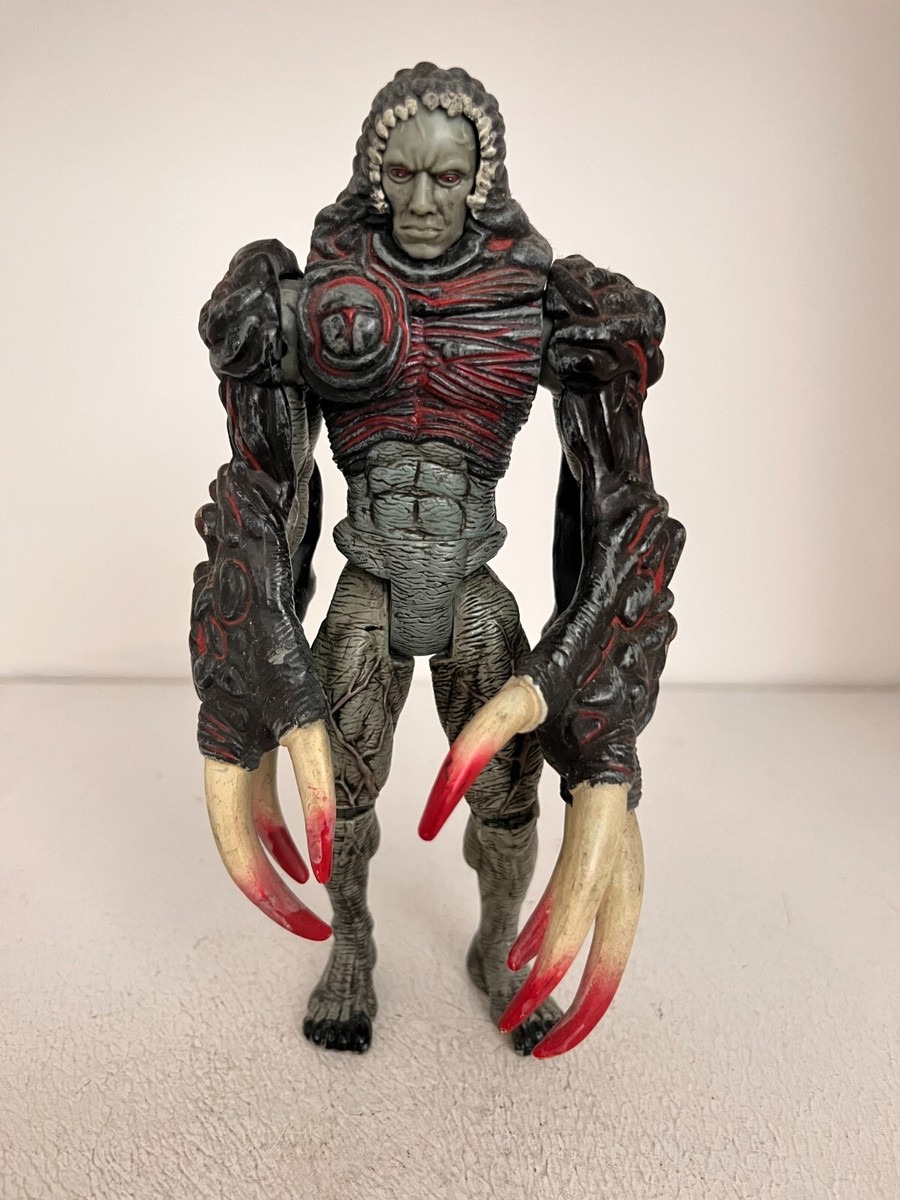 TOY BIZ RESIDENT EVIL 2 SERIES MR X TYRANT TOY ACTION FIGURE