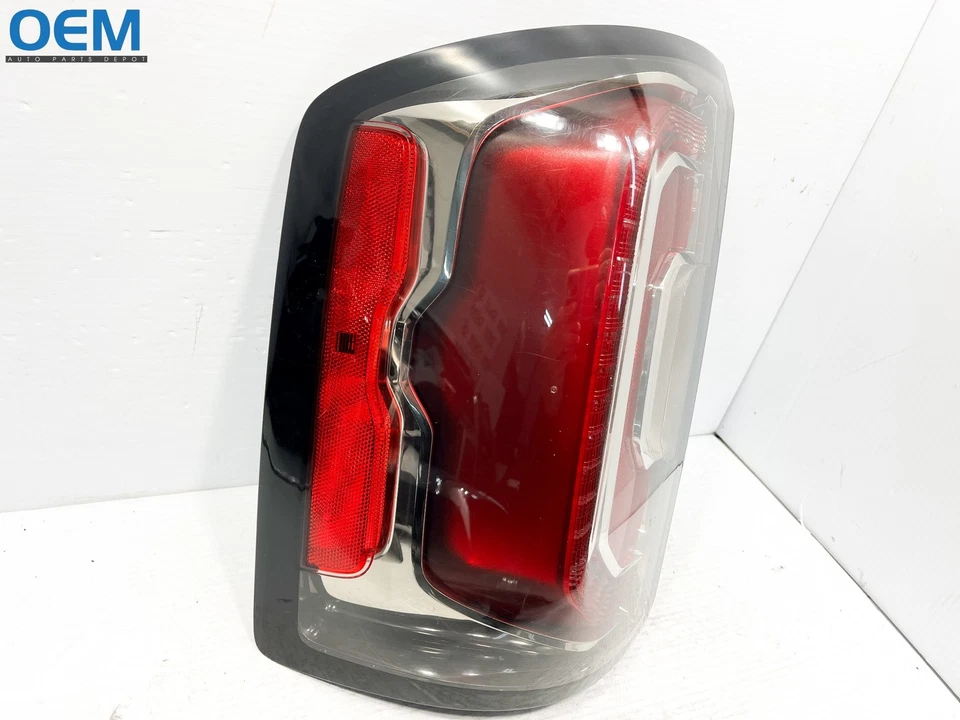 2016-2018 GMC SIERRA 1500 LANTERNA TRASEIRA LATERAL ESQUERDA DO MOTORISTA LÂMPADA TRASEIRA LED FABRICANTE DE EQUIPAMENTO ORIGINAL - Imagem 3 de 4
