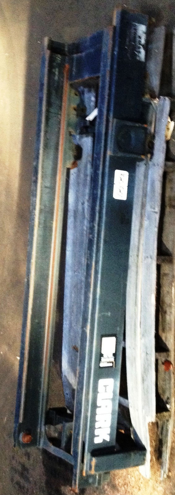 4775M1035 Clark Upright Mast OUTER Rail 2398784 & MIDDLE RAIL 2398811 ONLY E357