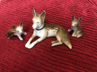 PORCELAIN GERMAN SHEPHARD, MOM & LITTER, 3 PCS. VINTAGE