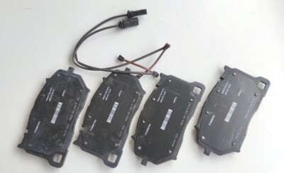 OE Lamborghini Urus Bremsbeläge Satz vorne ceramic brake pads front 4M0698151BP