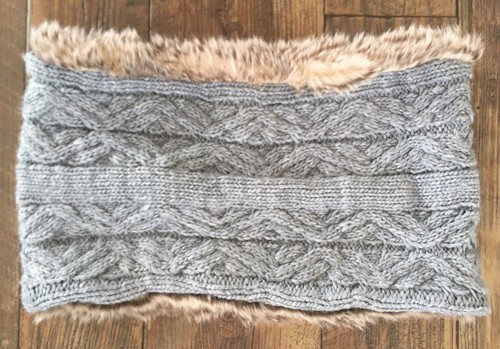 American Eagle Aerie Gray Cable Knit Faux Fur Infinity Scarf Snood