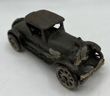 AC Williams Cast Iron Pierce Arrow Roadster Coupe 