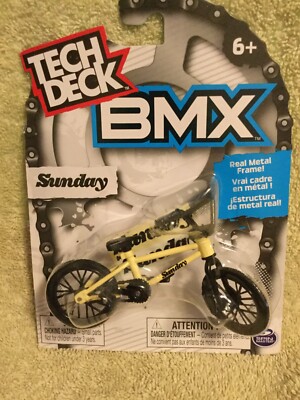Tech Deck BMX Sunday MOC Spin Master Finger Bike Rare 2022 Pale Yellow