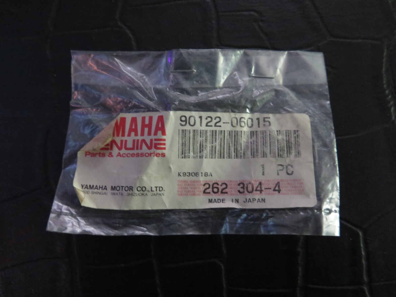 NOS OEM Yamaha Wing Nut Bolt 9012206015 (12D115) eBay