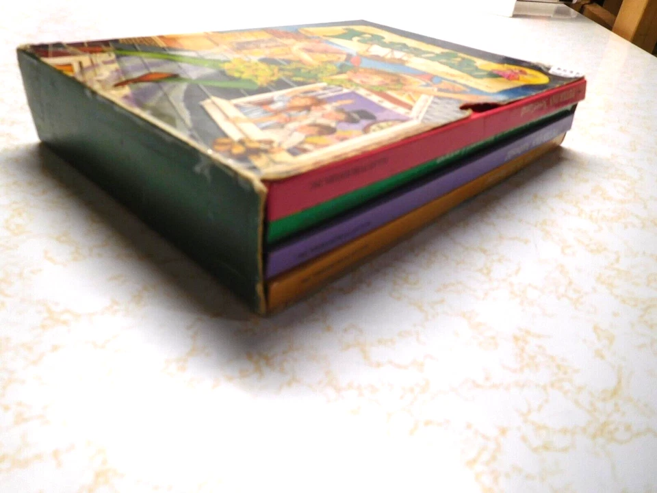 4 libros emergentes vintage de Peter Pan 1961 en estuche para libros Foto 2 de 4