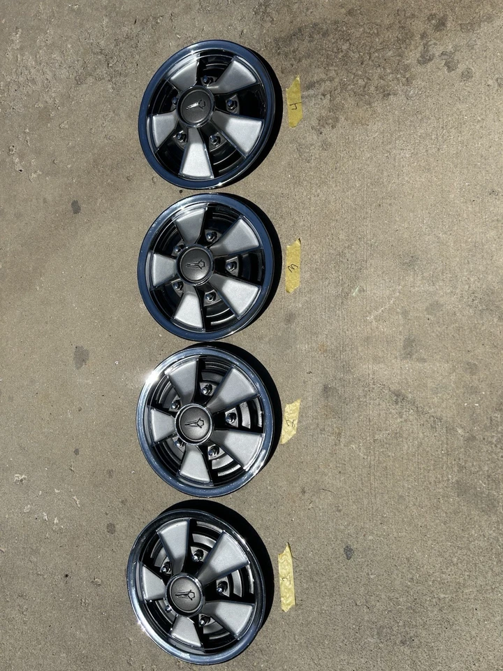 Cubiertas de rueda Plymouth Mag Foto 2 de 4