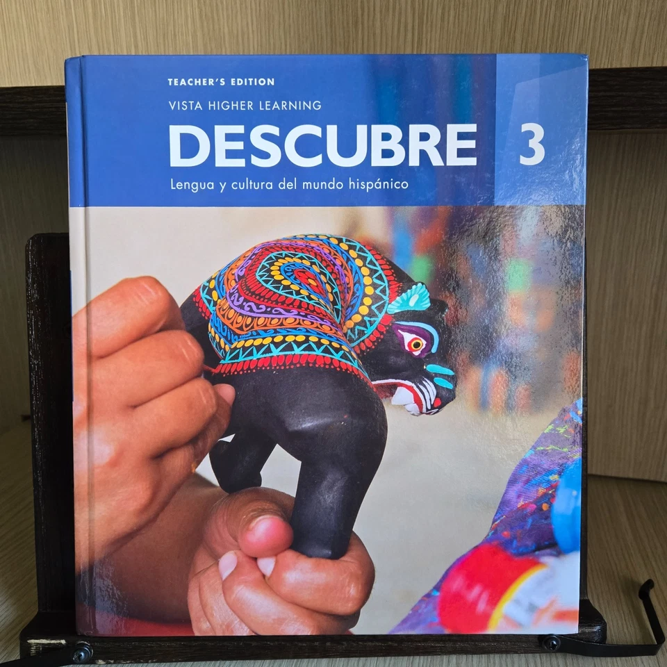 Descubre 3 Teacher’s Edition Set (2022) – Workbook, Assessment, Activities - Image 2 of 4