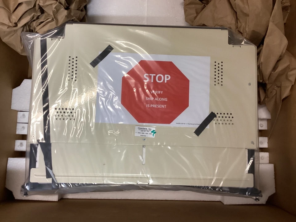 ClearField 4RU FieldSmart FxMP Optical Component Chassis T-GKA-000-Z0Z-BZZ - Image 4 of 4