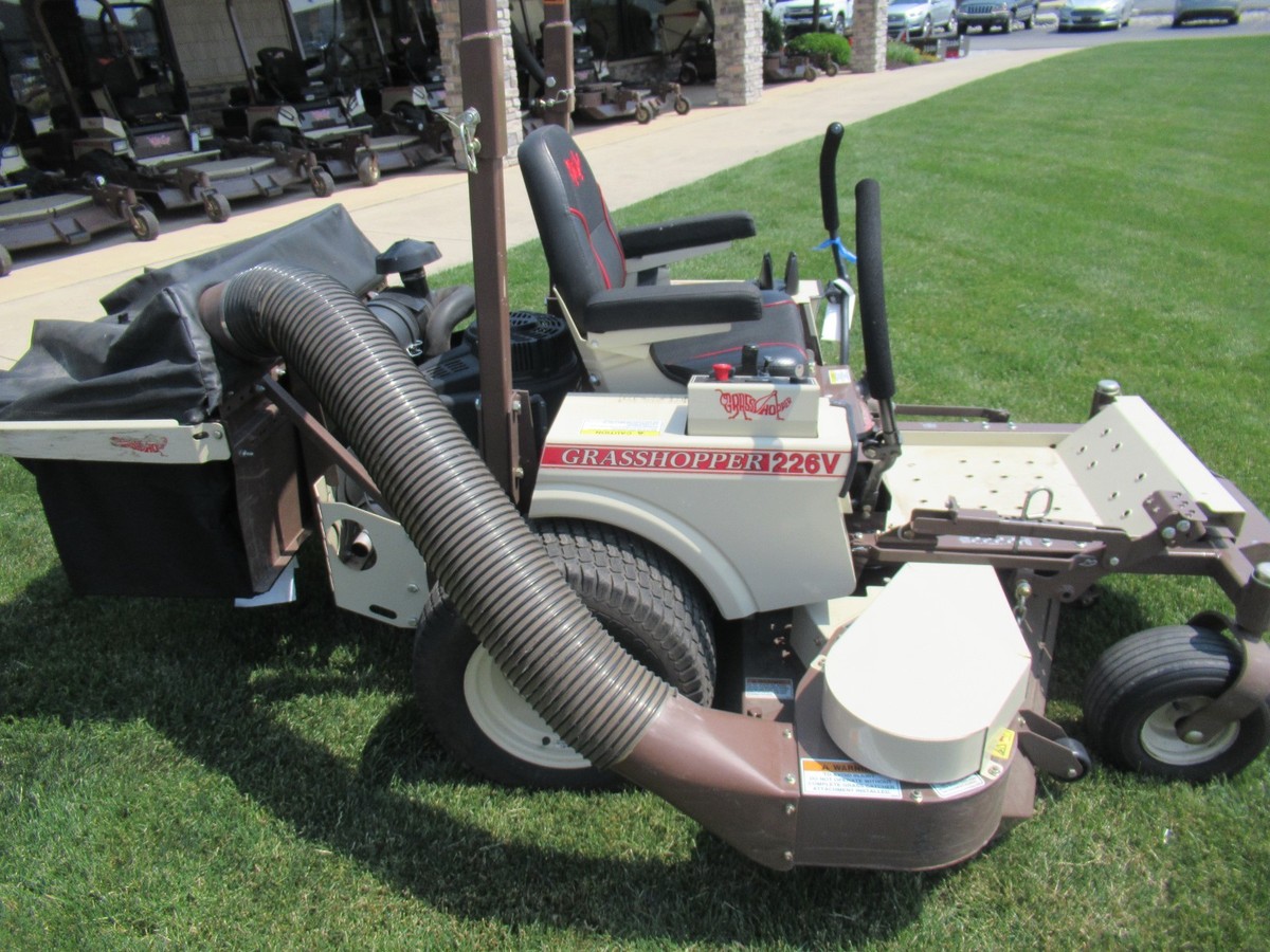 2021 Grasshopper 226V 52