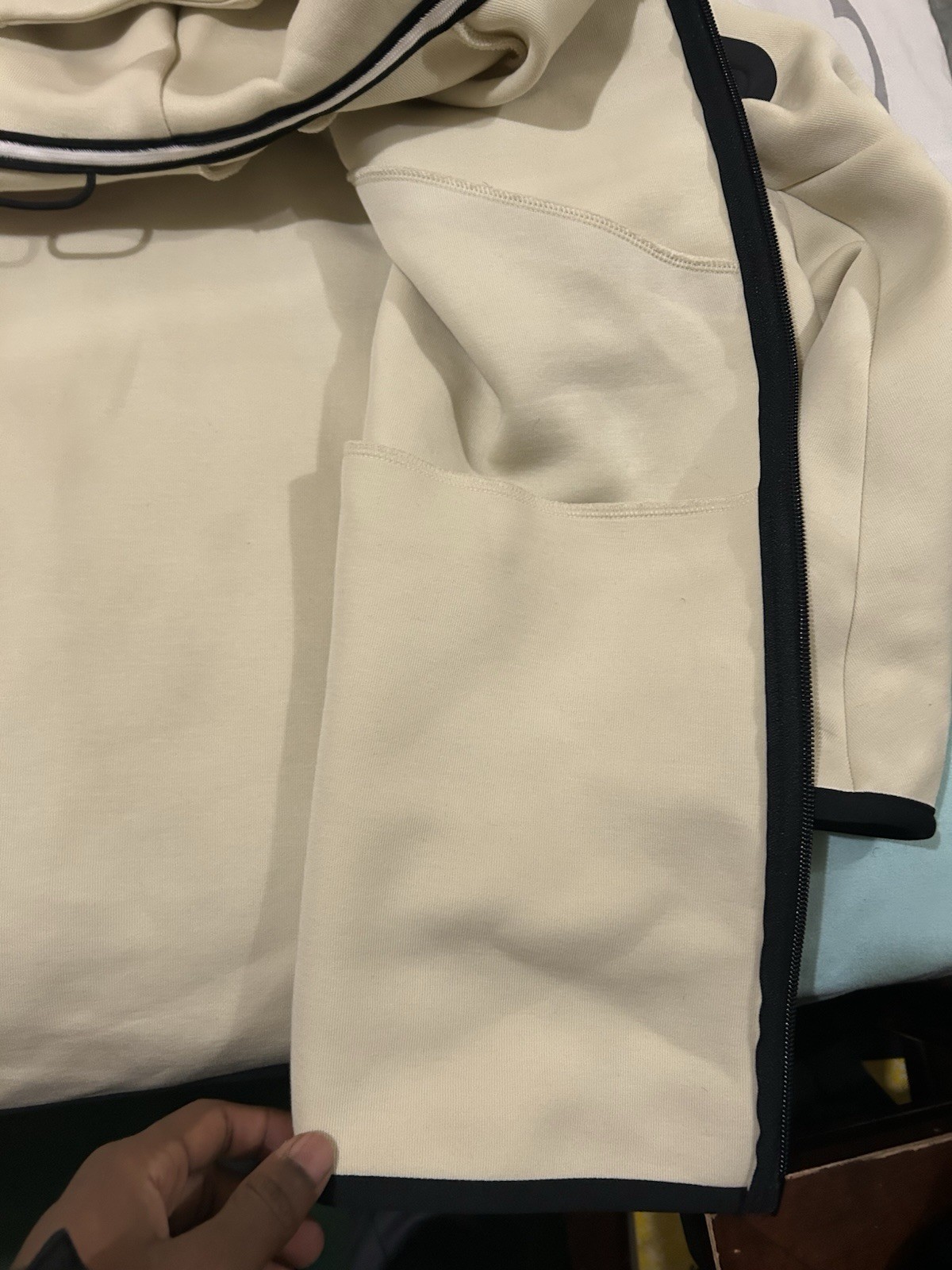 Nike Beige Fleece Full Zip Hooded Hoodie Black Trim Men's Medium thumbnail 3