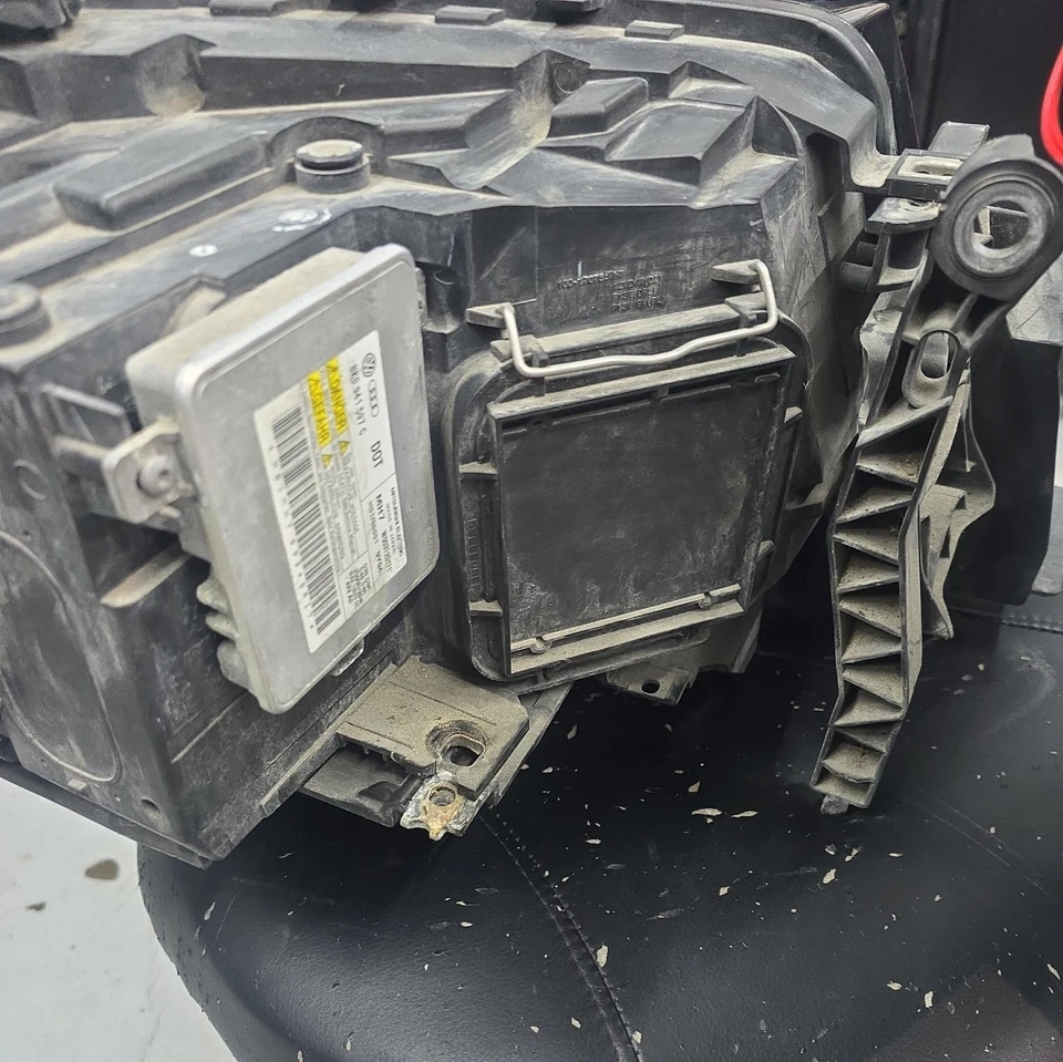 09-12 FARO XENÓN LADO CONDUCTOR IZQUIERDO AUDI Q5 AFS y soporte Foto 4 de 4