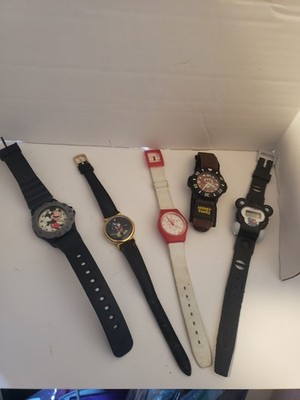 Bulk Lot 9 of 5 Watches Mickey Mouse Taz Jemis Cat needs batteries  