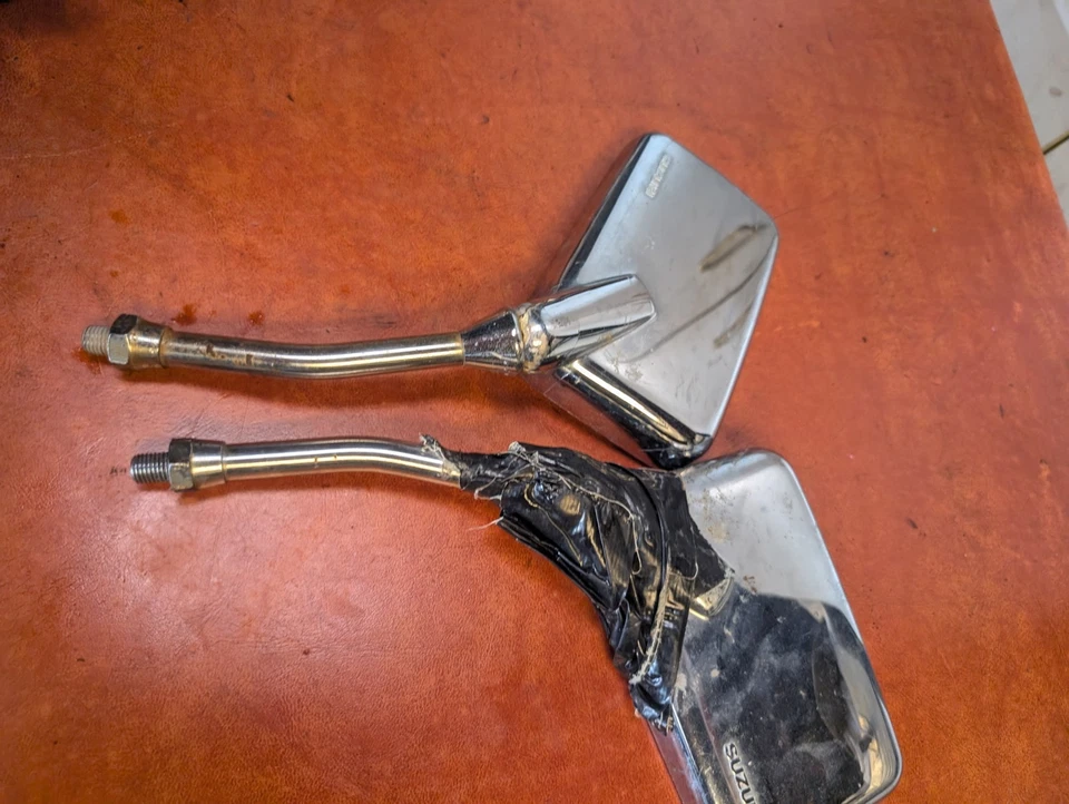 Espejo retrovisor izquierdo de fábrica GS 1100 1983 Suzuki GS1100Ee LH fabricante original Foto 4 de 4