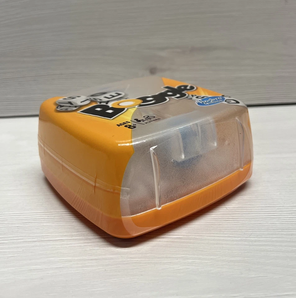 Hasbro Boggle Classic Word Game | Strategy Game | 16 Letter Cubes | Brand New - Image 4 of 4