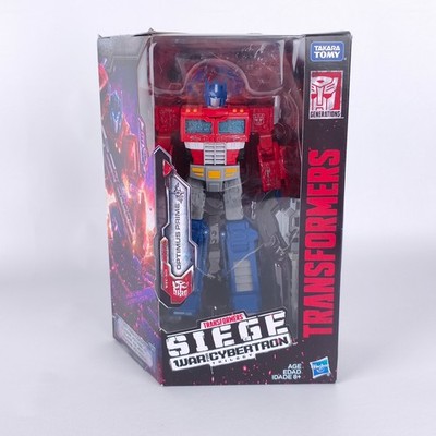 Transformers Optimus Prime New Siege Voyager Class WFC