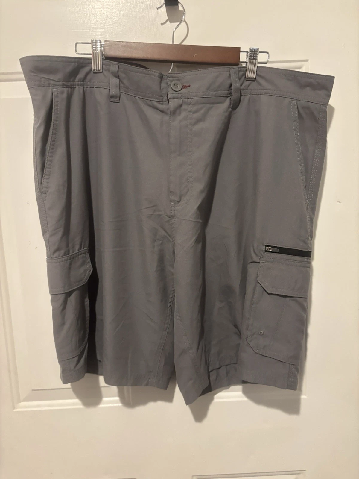 NWT Burnside Men's Summer Cargo Quick Dry Nylon Casual Shorts Size 40 Gray