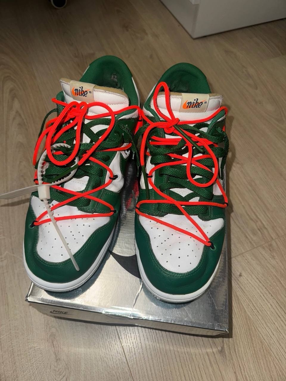 OFF WHITE X NIKE Off White x Nike