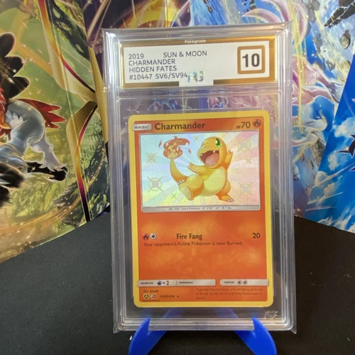 Pokémon TCG Charmander Hidden Fates SV6/SV94 Holo Shiny Holo Rare PG Mint 10!