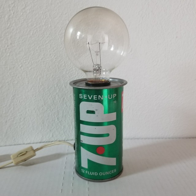 7Up Soda Can Novelty Lamp w/Bulb Working TESTED Vintage 1970s