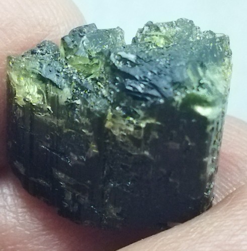 25 Cts Natural Tourmaline Crystal Specimens Green Head Etched Terminations - Picture 11 of 15