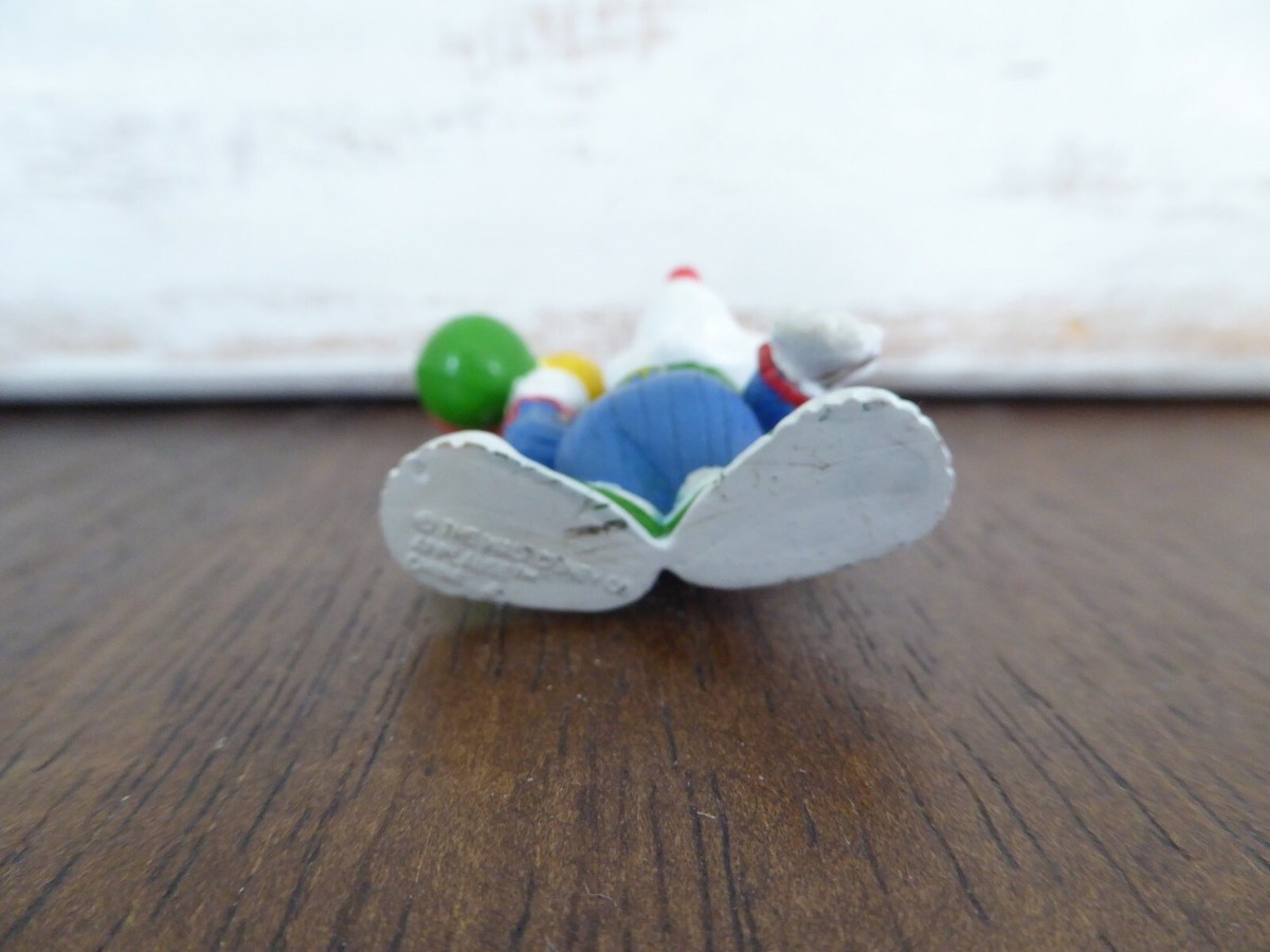 Vintage Disney Miniature Mickey Mouse Clown pvc Figure Applause