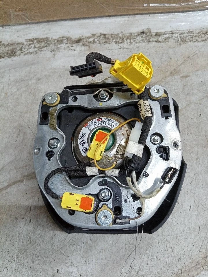 Driver Air Bag Convertible Front Driver Wheel Fits 12-16 AUDI S5 267539 - Image 2 of 4