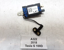 ✅ 12-20 OEM Tesla Model X S Rear Left Driver Side Antenna AMP Amplifier Module