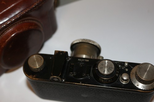 Leica 1 Ernst Leitz Wetzlar Kamera mit Tasche Nr: 35798 von 1930 Elmar 3.5 /50mm - Picture 7 of 13