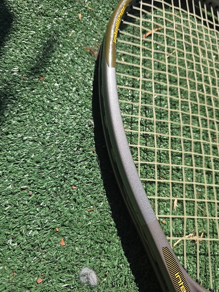 The Intelligent Racket Head i.X6 Mid Plus Intelligence Tennis Racket 104SI 4 5/8 Grip w/ Case ...
