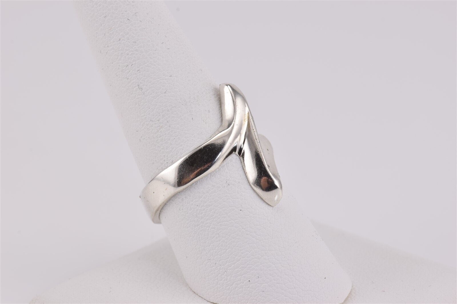 Sterling Silver 20mm Solid Swirled Bypass Band Ri… - image 2