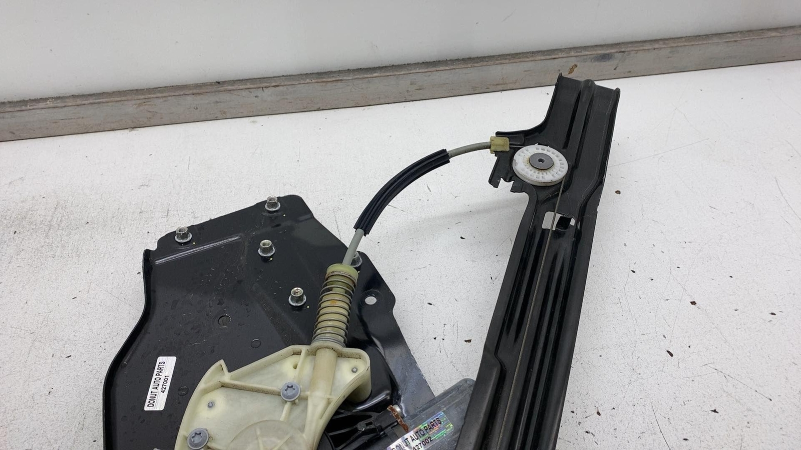⭕ 2017-2020 Maserati Levante Rear Left Side Door Window Regulator LH 670104206