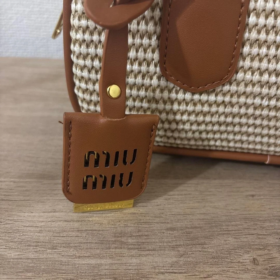 MIU MIU Bolso de Mano de 2 Vías Bandolera Bolso de Mano Cuero Marrón Sin Usar Regalo en Caja Foto 4 de 4