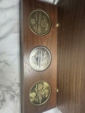 Kentucky Derby Churchill Downs 123rd Derby 1997 Medallion Set Wood Case