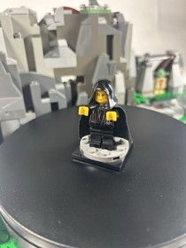 LEGO Star Wars Emperor Palpatine Yellow Head Minifigure sw0041 7166 7200