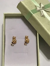 Vintage Cute Kitty Cat Gold Tone Small Earrings
