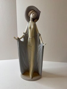Lladró Lady | eBay