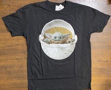 Star Wars -The Mandalorian- baby Yoda T-Shirt Men  s Size Medium In Black