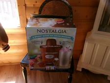 Nostalgia Electric 4-Quart Wood Bucket Ice Cream Frozen Yogurt Gelato Maker
