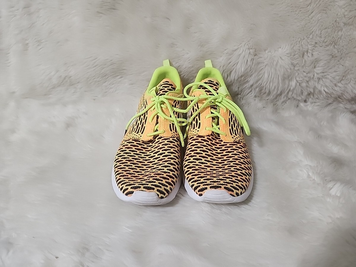 nike roshe one yellow