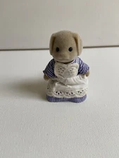 Sylvanian Families Mrs Basset Maid Figure— For Grand / Regency Hotel ~ VGC