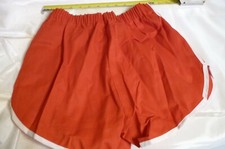 VTG.70's SHORTS SIZE SMALL USA GYM ATHLETIC RUNNER RED W/WHITE STRIPE USA
